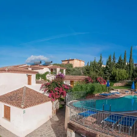 Stunning Bouganvillage N1306 * Tanaunella