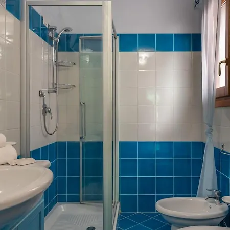 Stunning Bouganvillage N1306 * Tanaunella